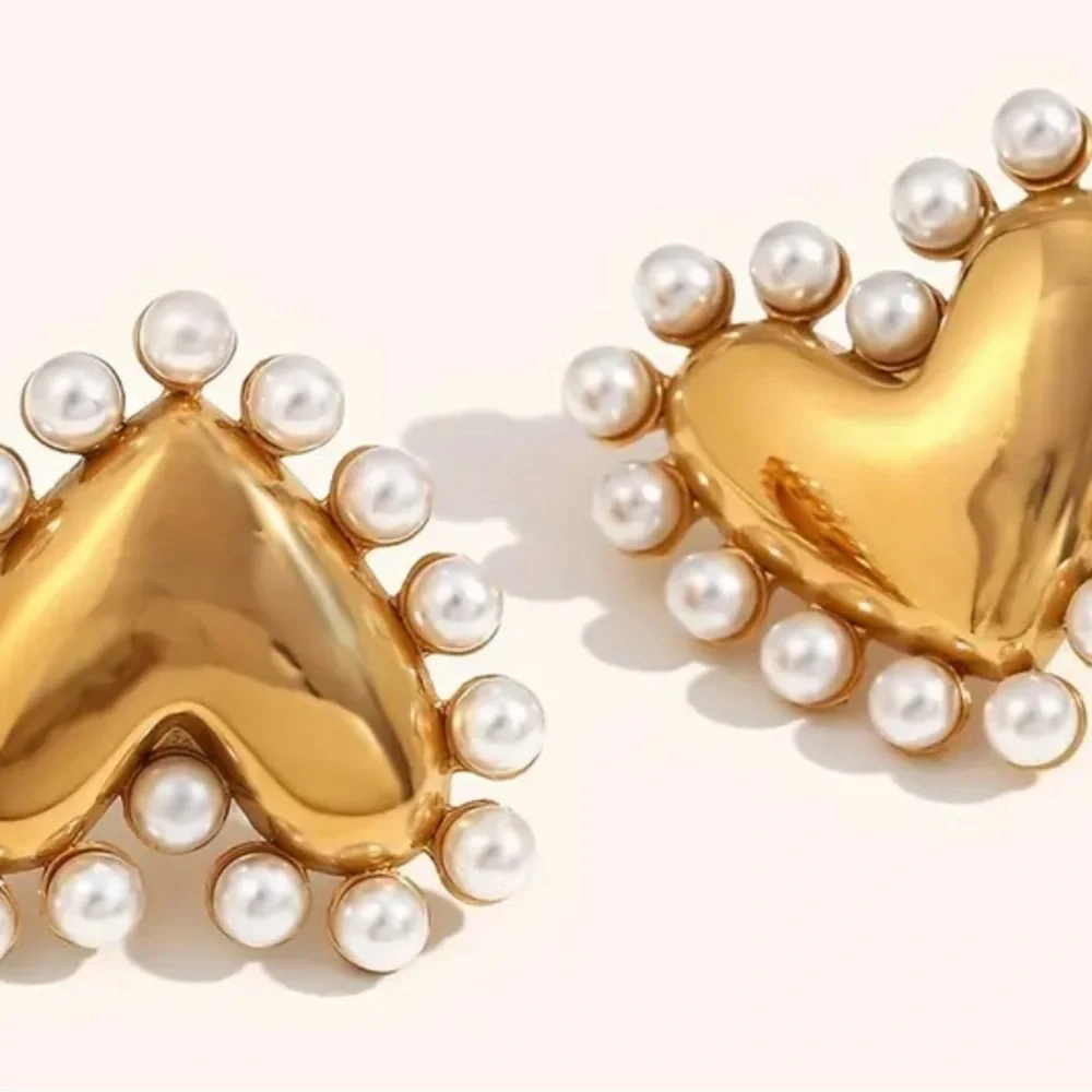 Hautesales crystal heart
